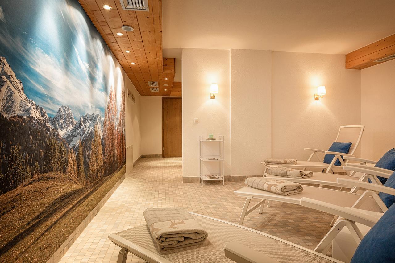 Hotel Garni Hubertushof Fiss Exterior foto