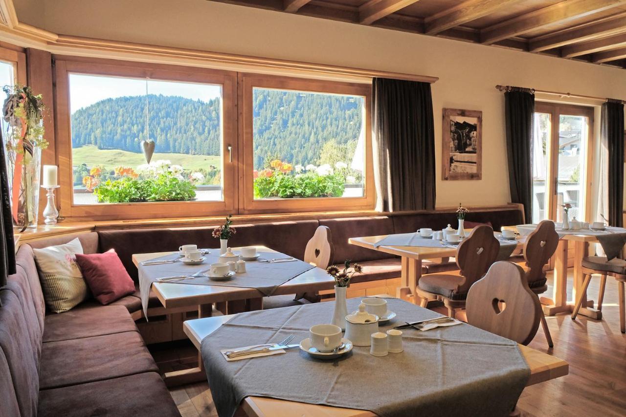 Hotel Garni Hubertushof Fiss Exterior foto